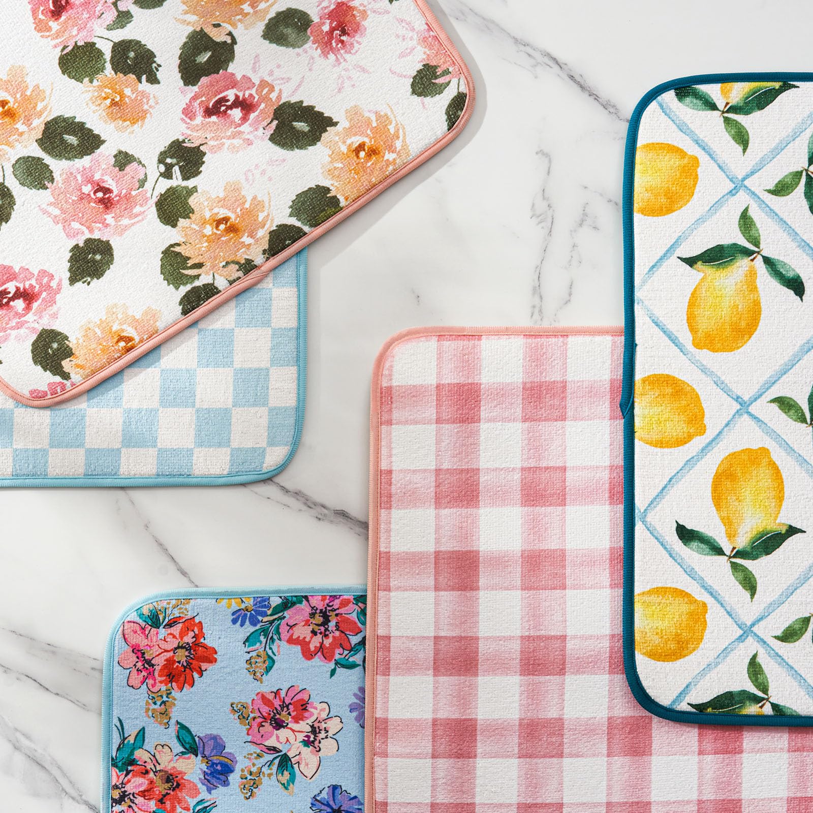 FRESHMINT gift-ready printed mat makes a stylish housewarming present.