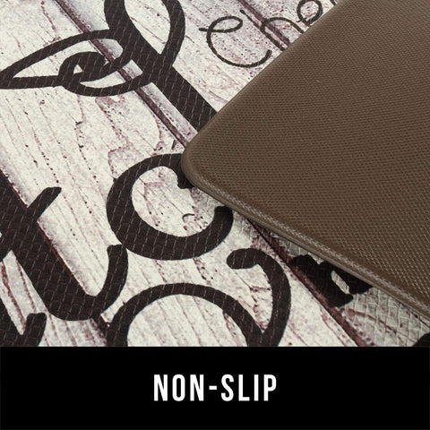 FreshMint non-slip backing keeps the mat in place on floors.