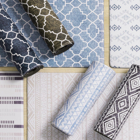 FreshMINT mats by the stove area, padded comfort for meal prep tasks.