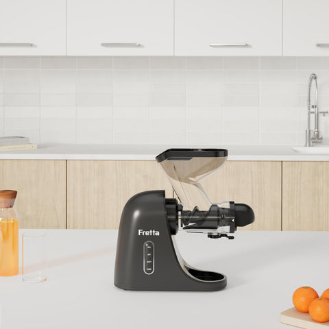 Fretta juicer operates at 80 RPM for low-speed extraction and clarity.