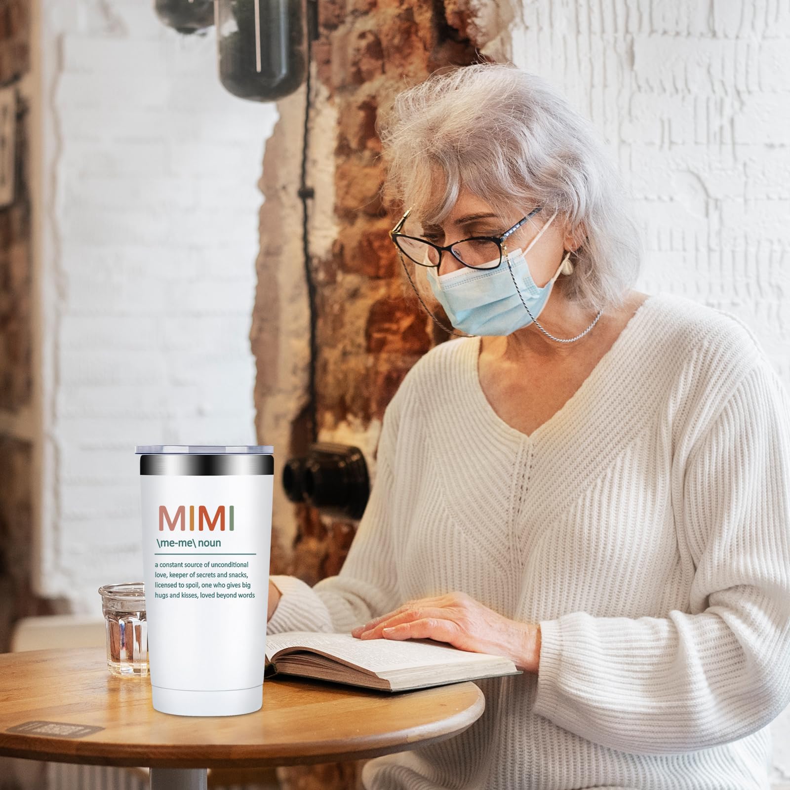 Fufandi Mimi Gifts tumbler side-by-side with drink shows versatility.