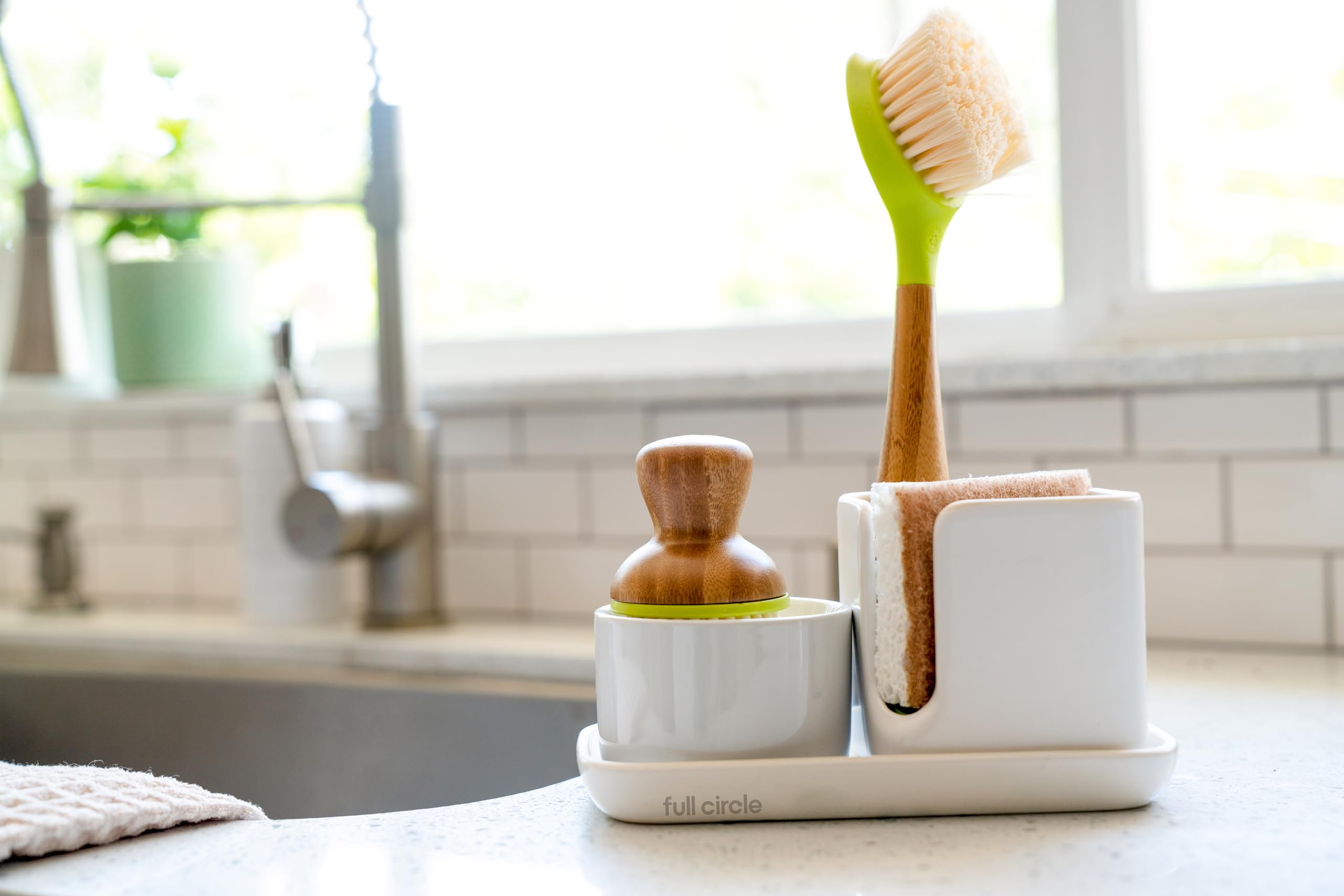 Full Circle Stash green and white design adds fresh style to your sink area.