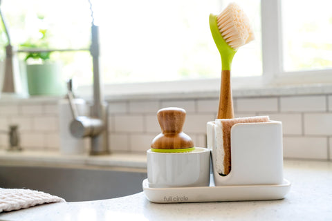 Full Circle Stash green and white design adds fresh style to your sink area.