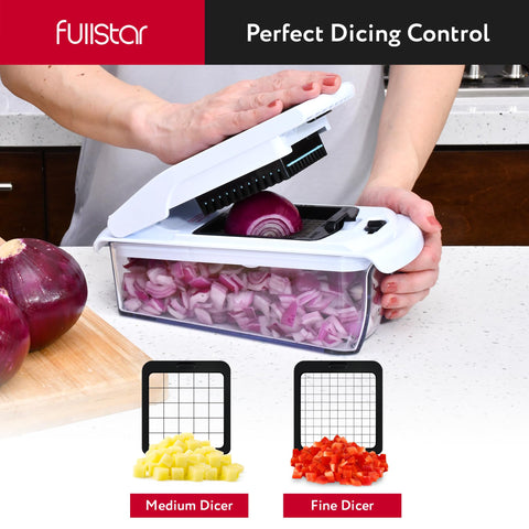 Fullstar non-slip base stabilizes cutting on the counter.