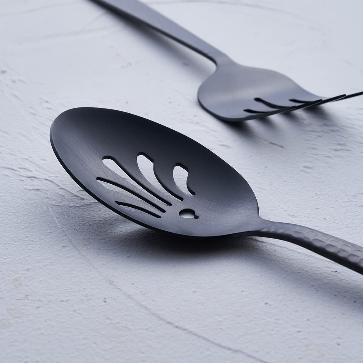 Fullyware butter knife with 8-inch blade for smooth spreading