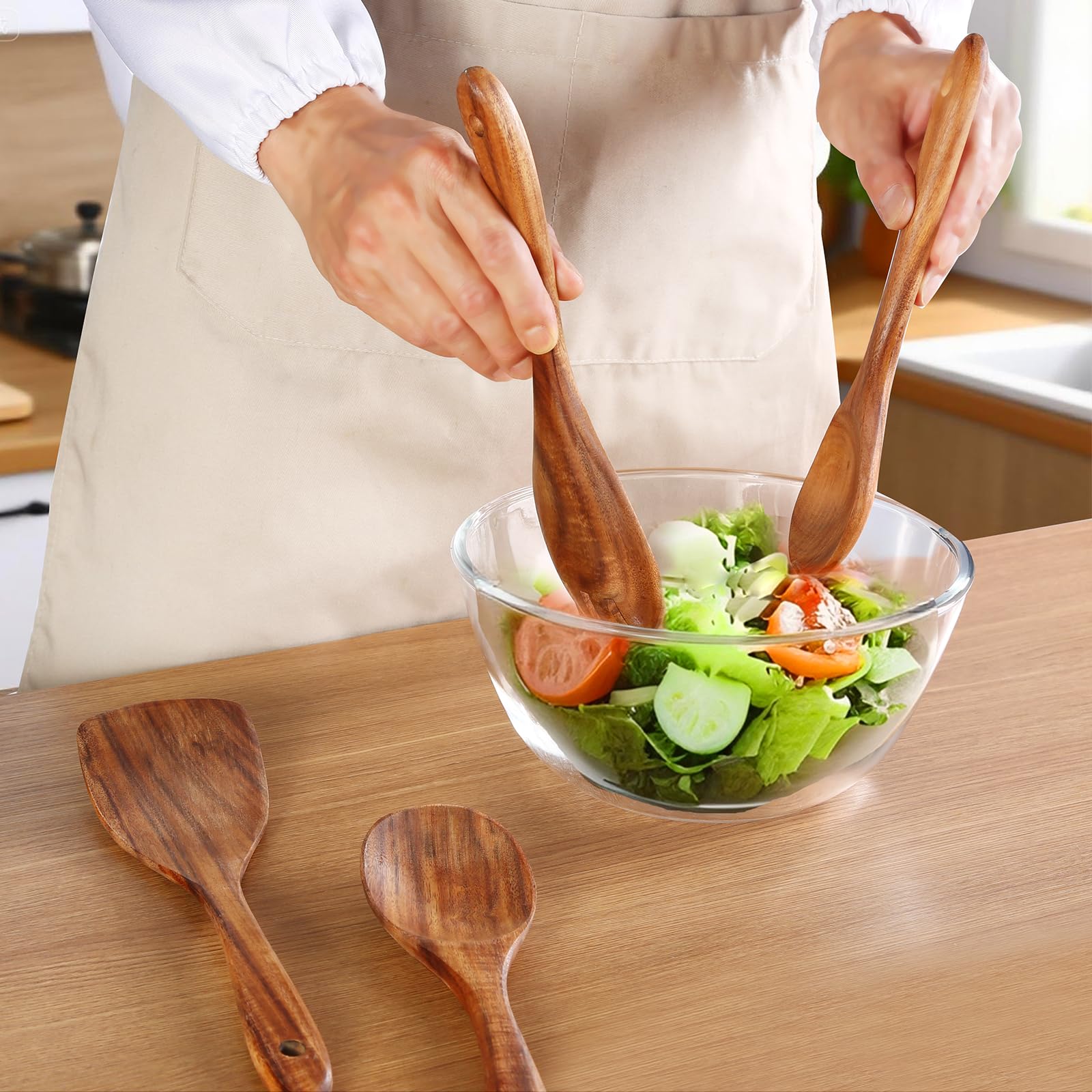 FunCee heat-resistant wooden tools suitable for high-temperature cooking tasks.