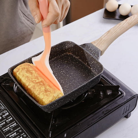FUNGYAND musubi maker creates neat, portable snack links.