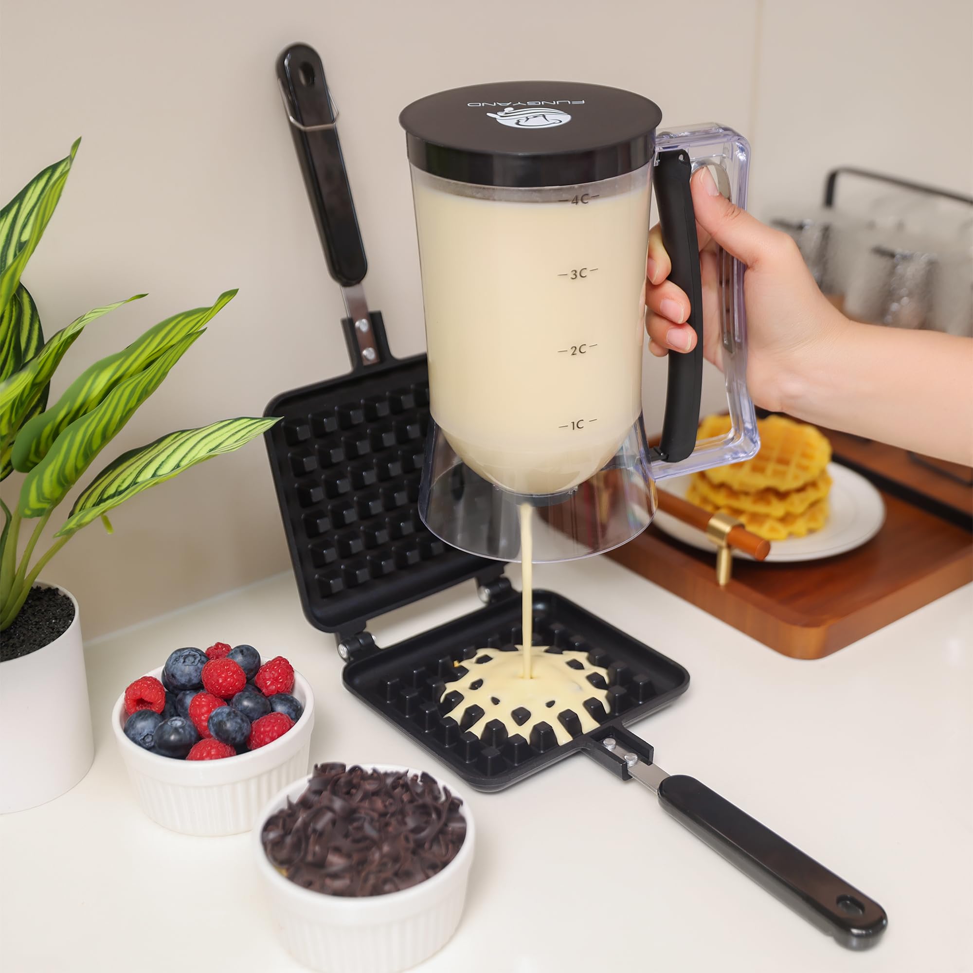 FUNGYAND versatile dispenser for pancakes, waffles, muffins and crepes.