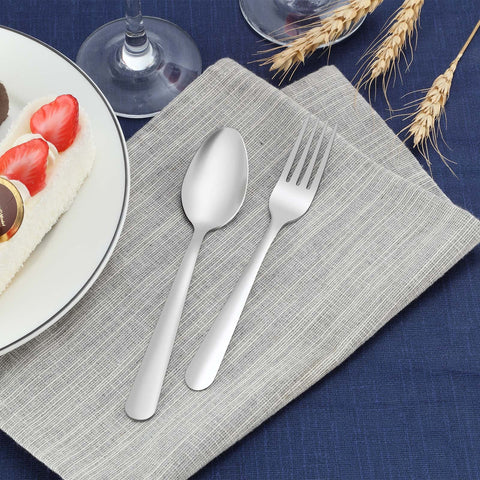 Funnydin ergonomic teaspoon handles offer comfortable grip during long use.