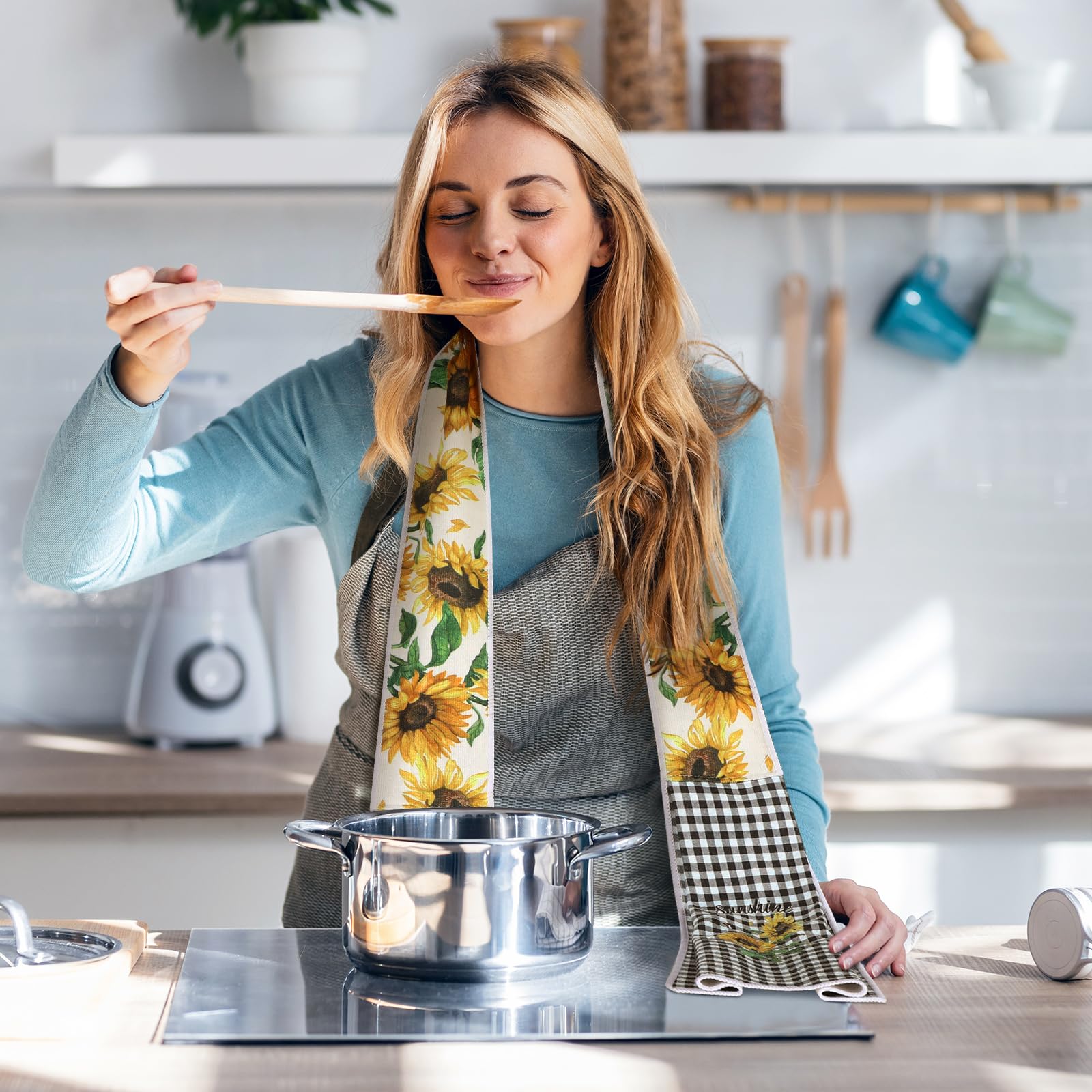 FuWeave sunflower kitchen-use towel scarf keeps hands clean during cooking and cleanup.