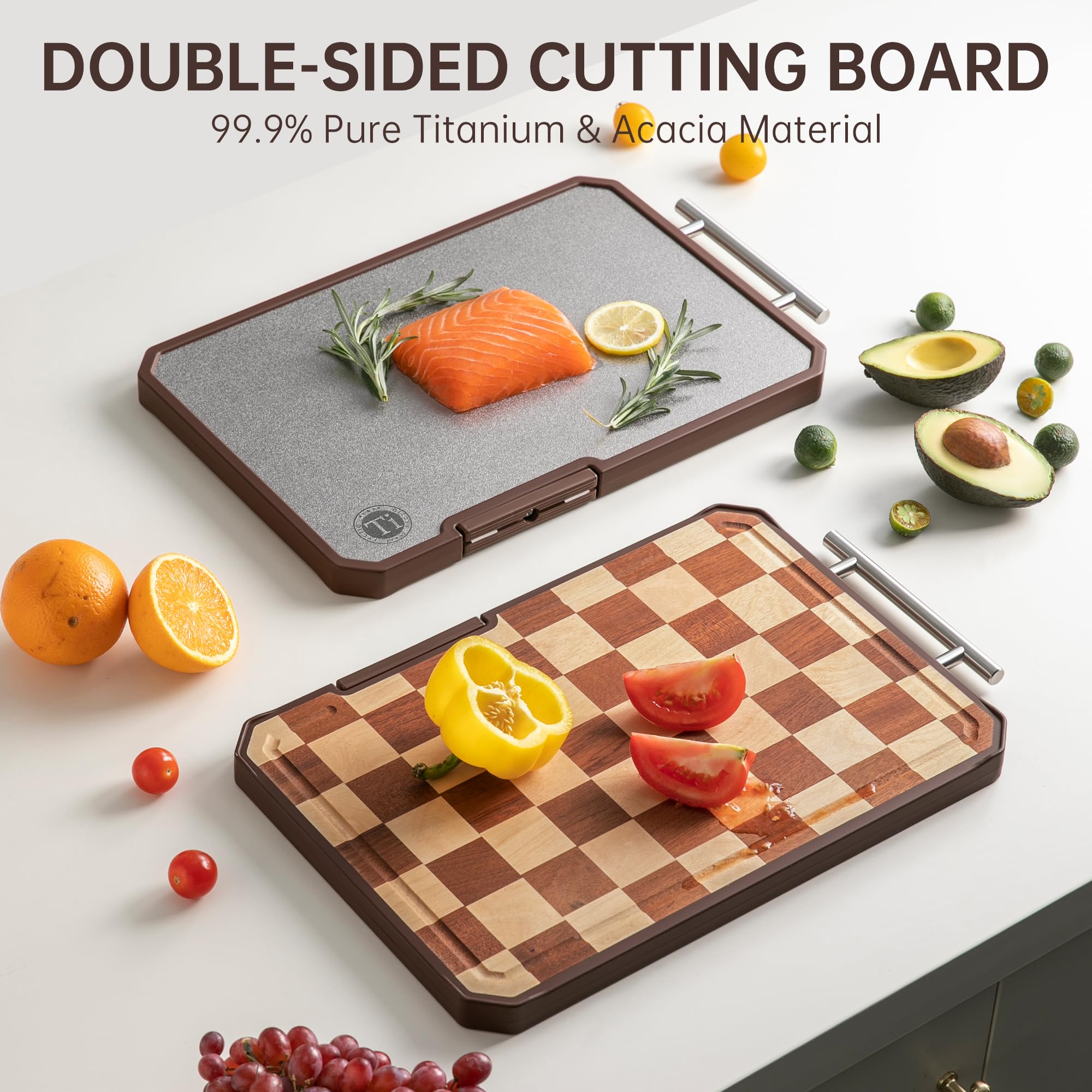 Fyctio double-sided board with acacia checkerboard surface for vegetables.