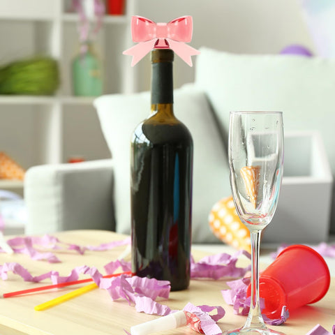 FYSUIMU wine stopper fits champagne, beer, and soda for fresh pours.