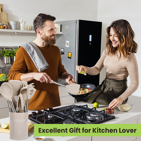 Fyvva gift-ready packaging suggests a perfect housewarming gift for cooks.