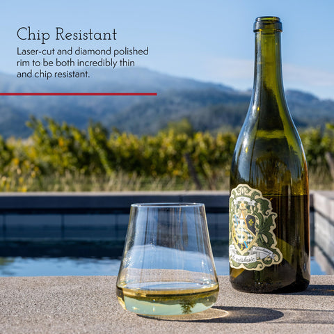 Gabriel-Glas stemless glass with cocktail, demonstrates versatility for drinks