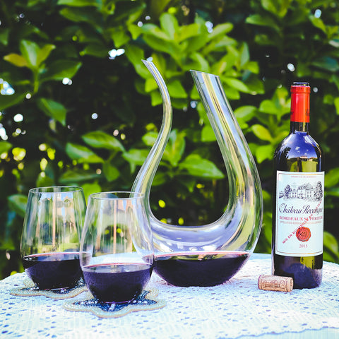 Galashield wine decanter pouring action for a smooth, drip-free pour