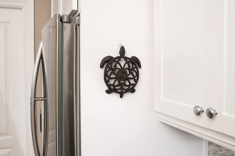 GASARÉ cast iron trivet dark brown coating adds subtle elegance