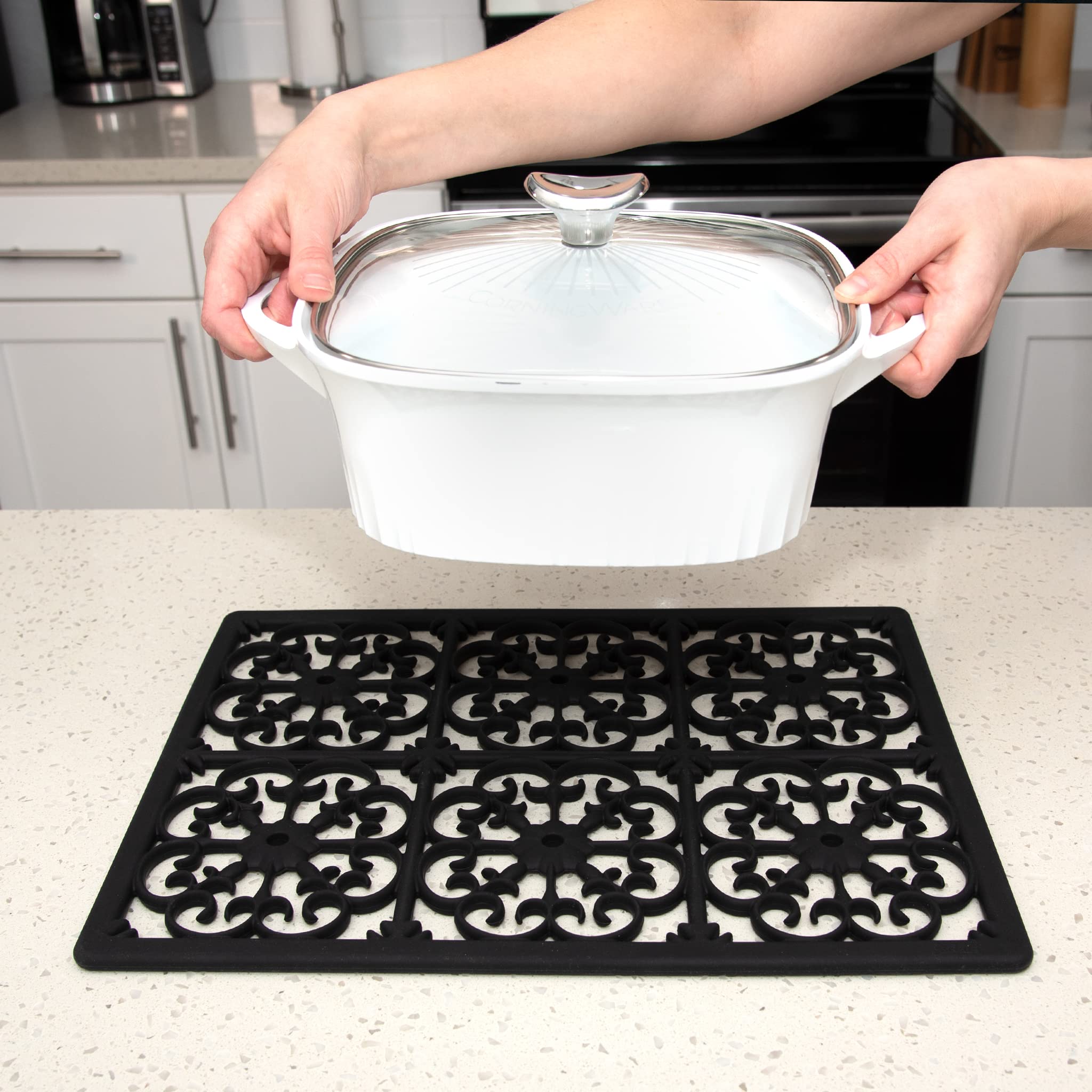 GASARÉ dishwasher-safe trivet cleans quickly after meals.