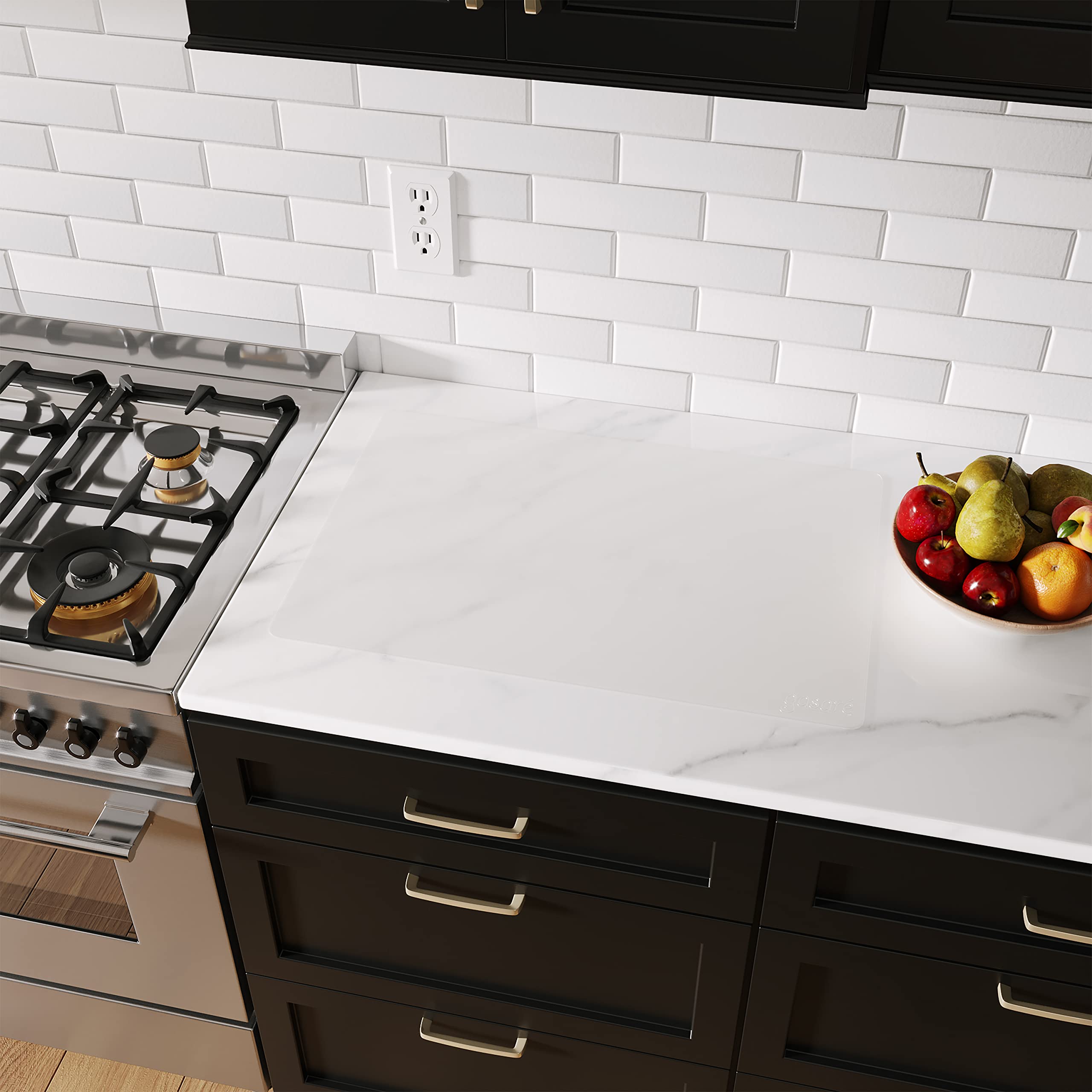 GASARÉ non-slip silicone mats prevent sliding during cooking.