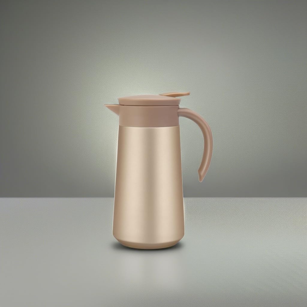 GearRoot 28oz capacity shown with cups in office setting.