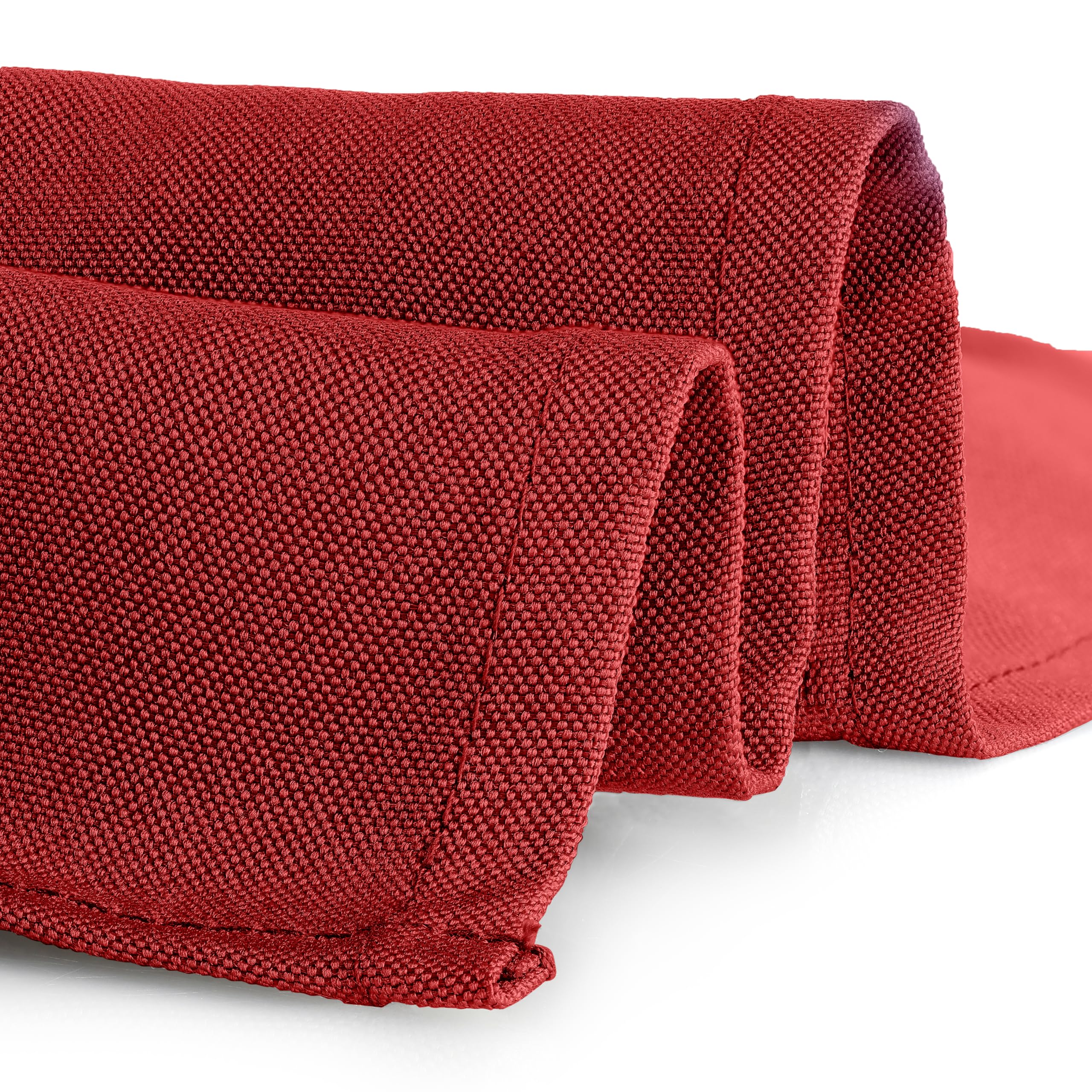 Gee Di Moda heavy-duty polyester texture under bright lighting demonstrates durability.