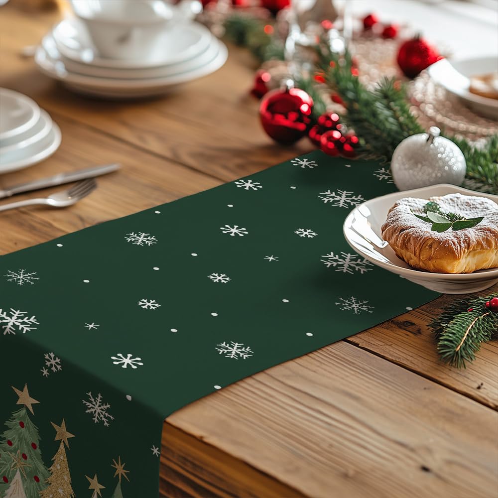 Geeory table runner suitable for indoor and outdoor dining occasions.