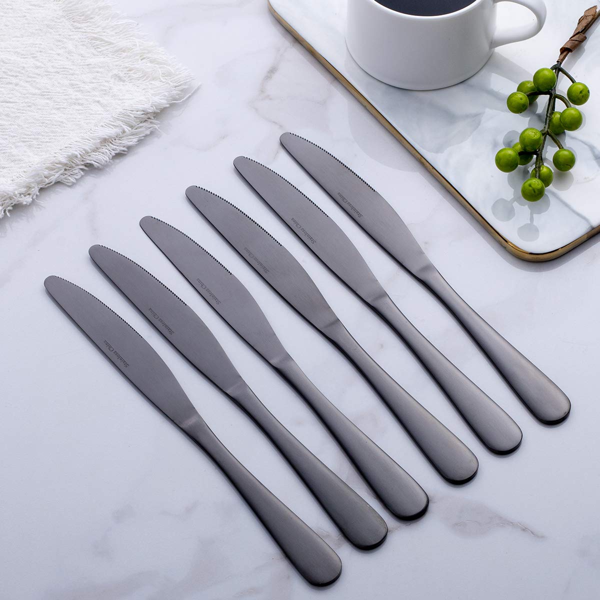 GoGeiLi gift-worthy flatware knife set suitable for gifting occasions.