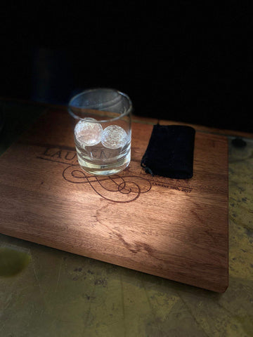 Gemsho Glass crystal golf-ball stones cooling drinks without dilution.