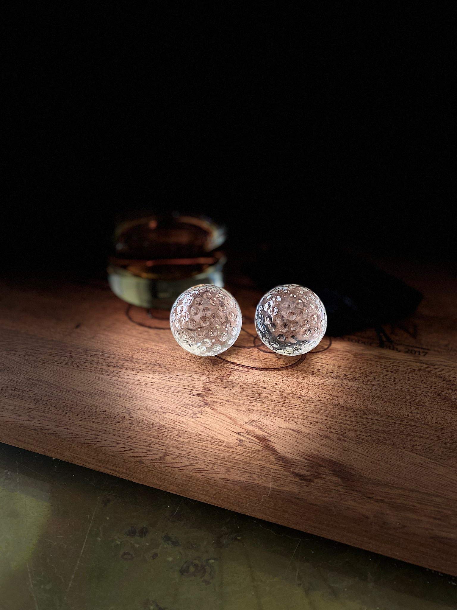 Gemsho Glass chilled-drink setup ideal for whiskey, vodka, and scotch.