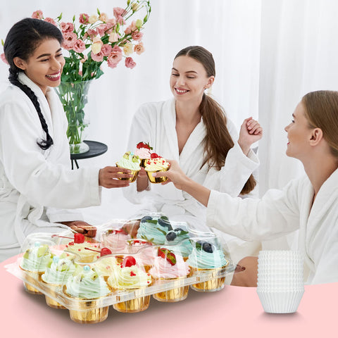 Gencywe cupcake-carrier close-lock; secure snap closure protects frosting during transit.