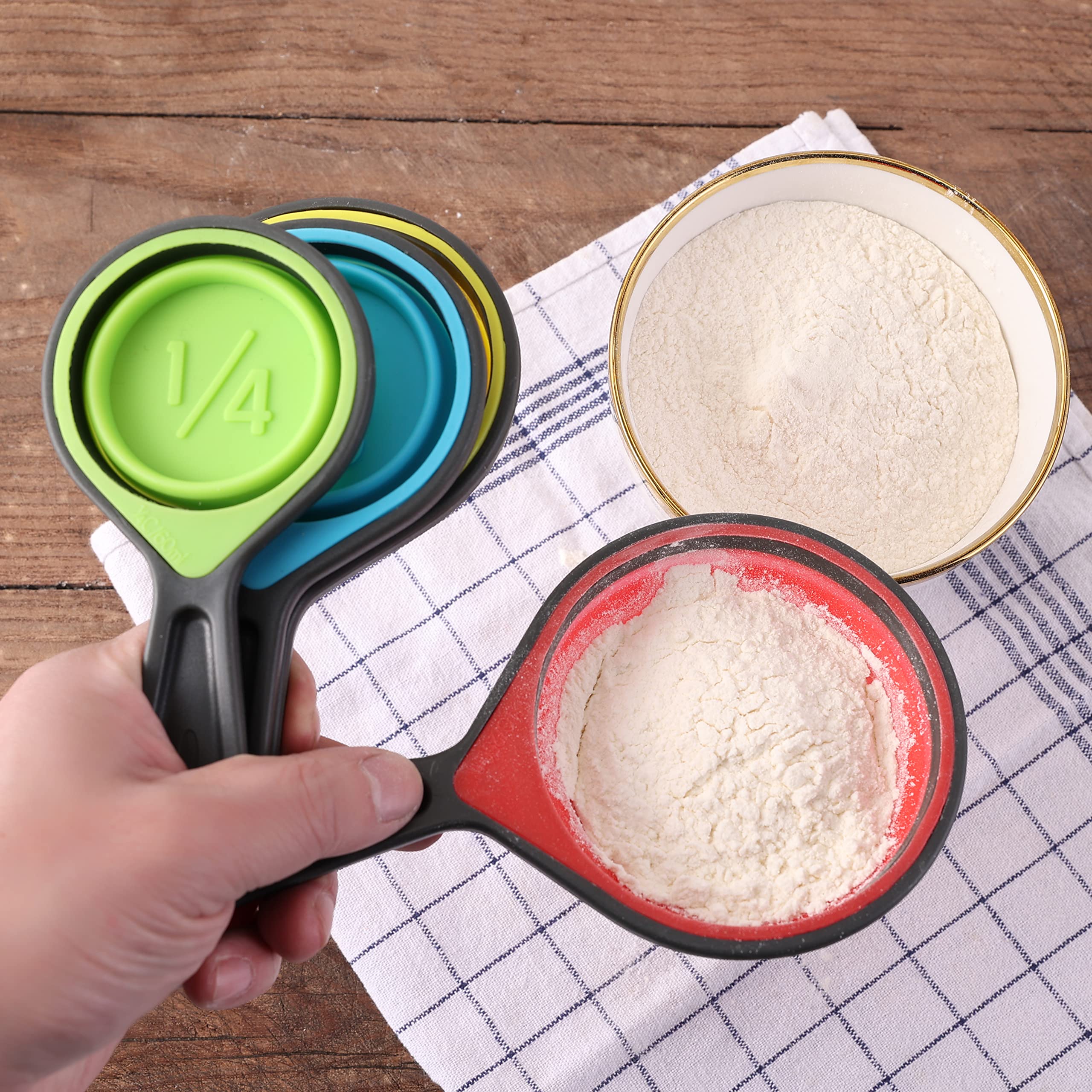 Generic collapsible colander for pasta draining in tight kitchens.