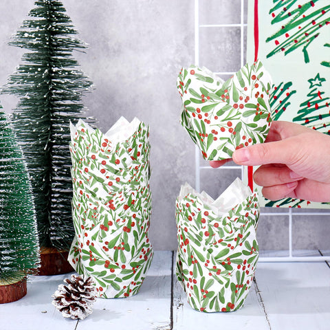 Generic lightweight and stackable design saves kitchen storage space