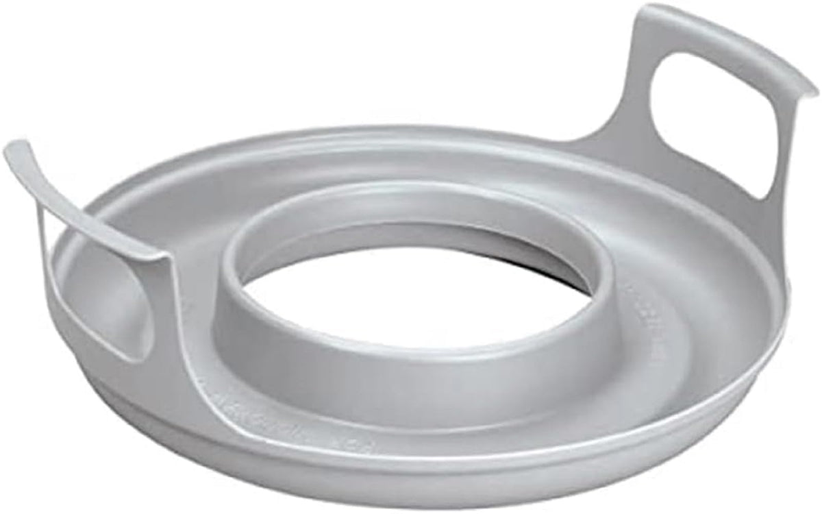 Generic microwave cool plate handle-heat-safe for safe transfers of hot meals.