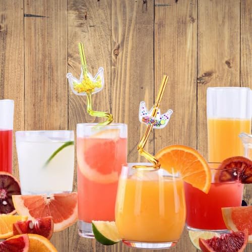Generic six-design princess crown straw attachments brighten celebrations and match themes.