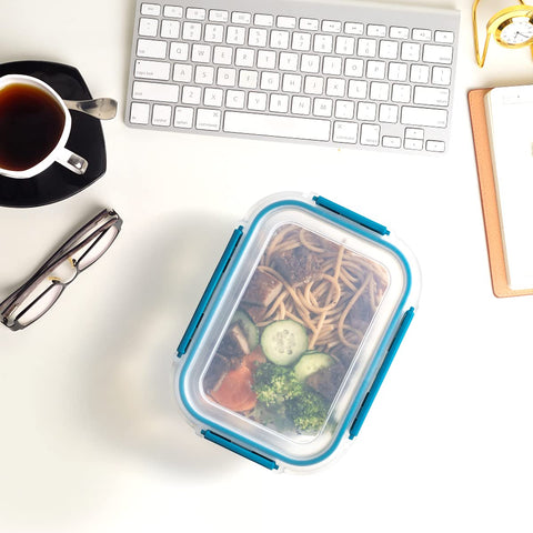 GENICOOK microwave-safe containers with lid on top for quick reheating.
