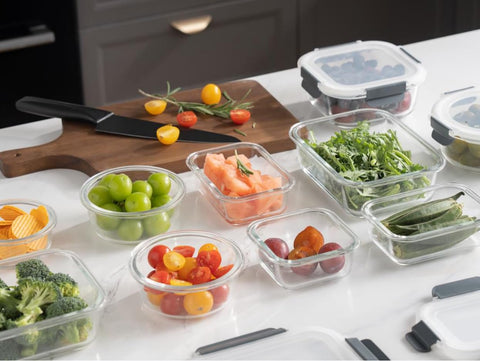Genicoook hinged lid with airtight seal preserves freshness