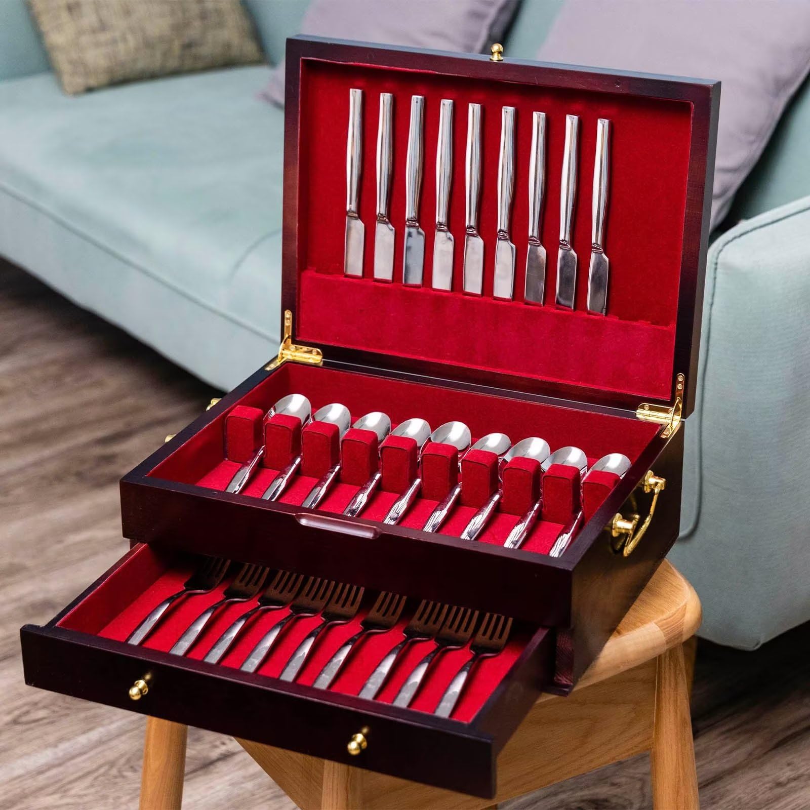 GENRICE compact storage fits cabinets and makes holiday gifting easier.