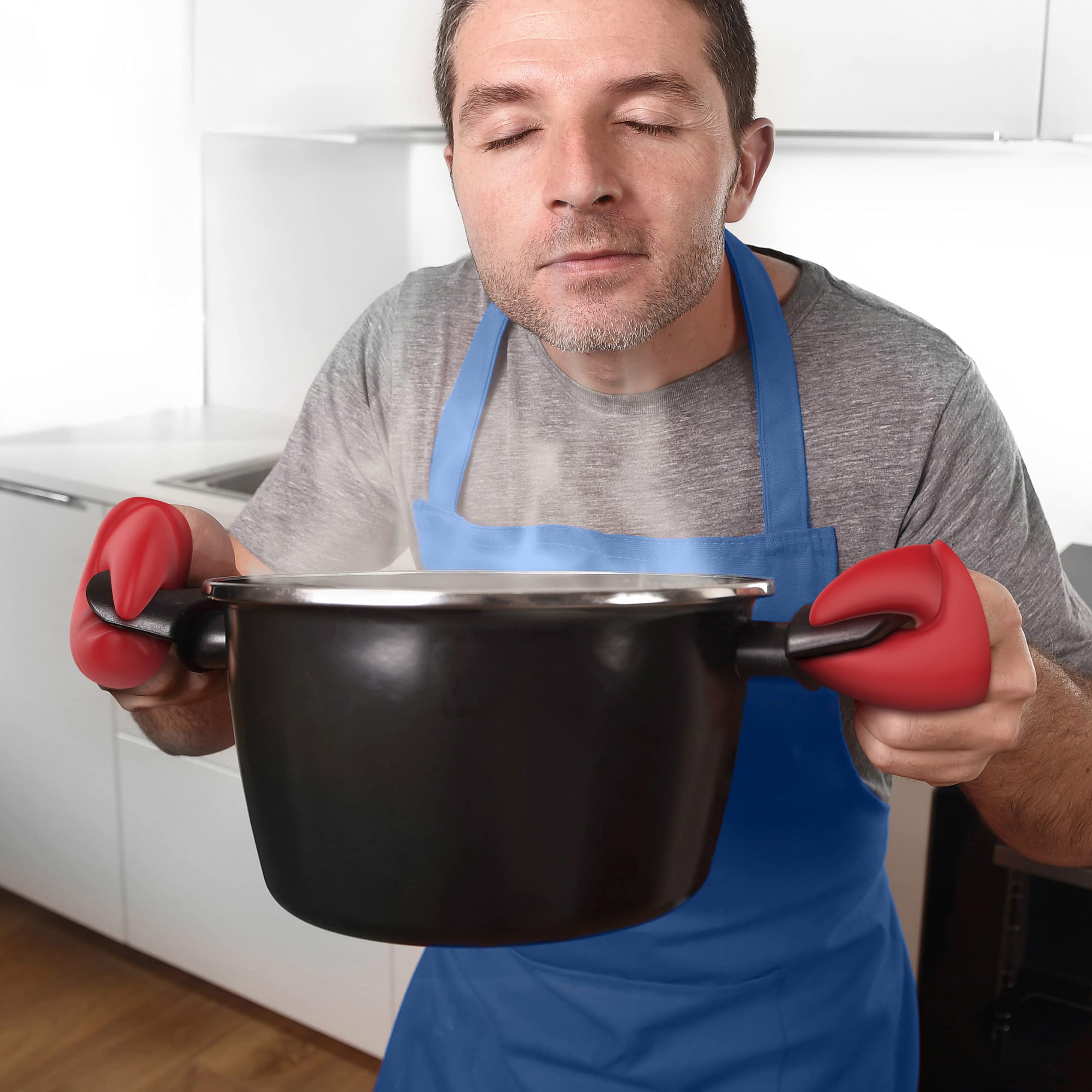 Genuine Fred gift-worthy silicone kitchen accessory for cooks.