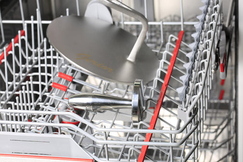 Solid 18/10 stainless steel promises durable kitchen performance