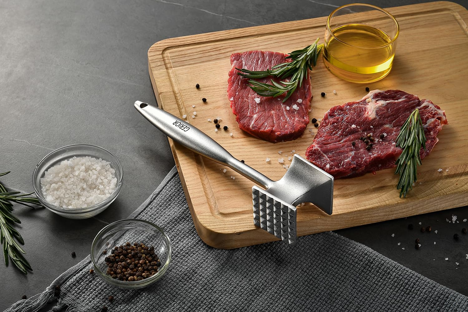 Gerior mallet short-spike side tenderizes tougher cuts with steady, controlled pressure.