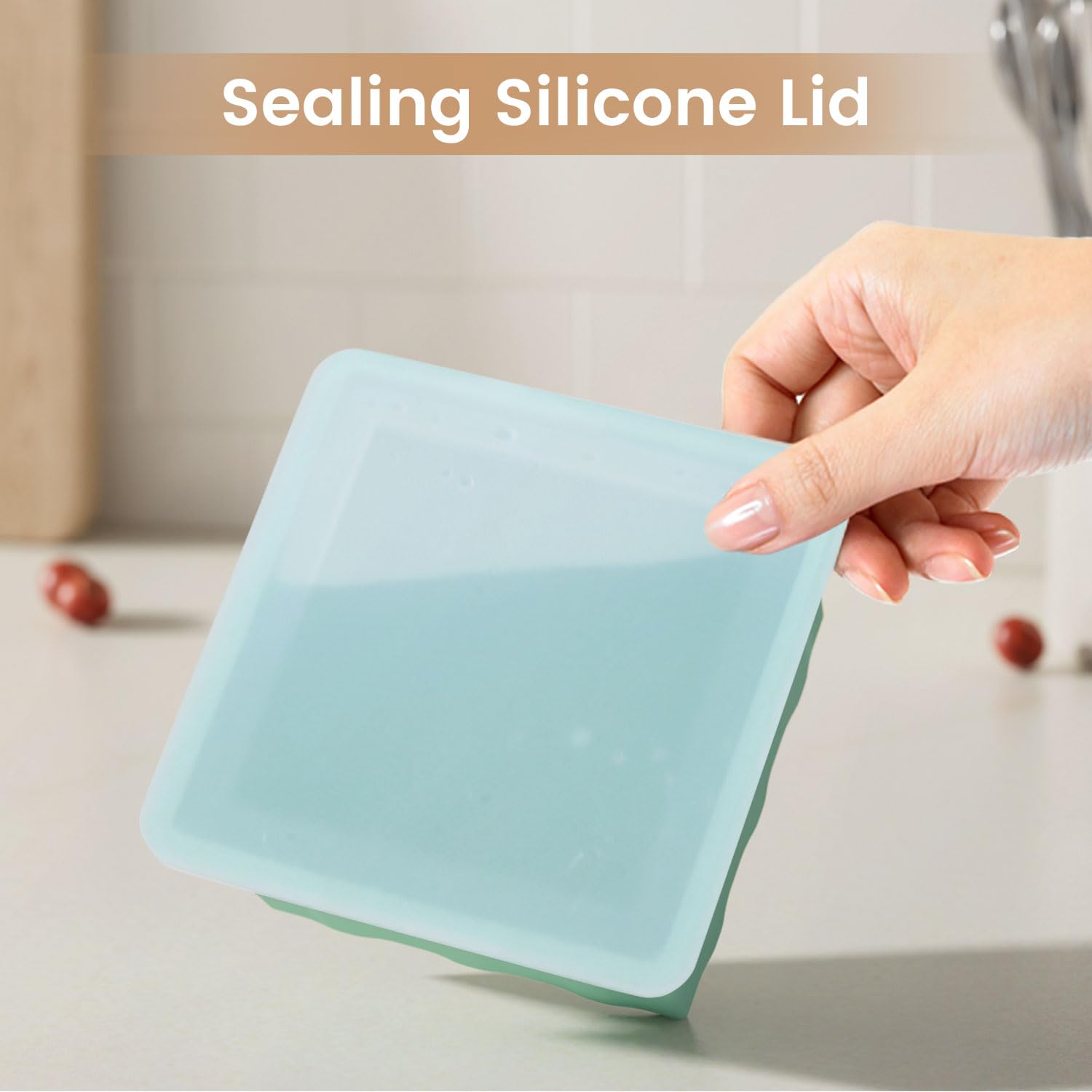 GGOW silicone tray features effortless pop-out cubes for sauces and broths.
