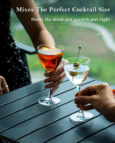GIHOP elegant curved silhouette makes serving feel refined