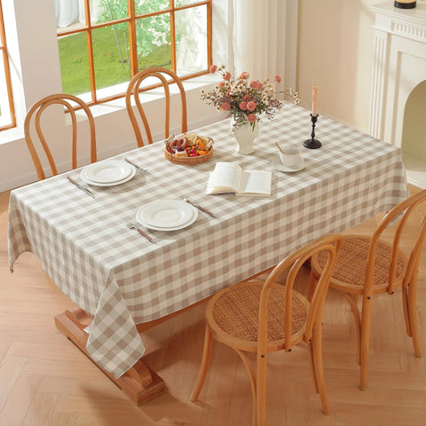 Gillhov tablecloth care instructions and durable stitching