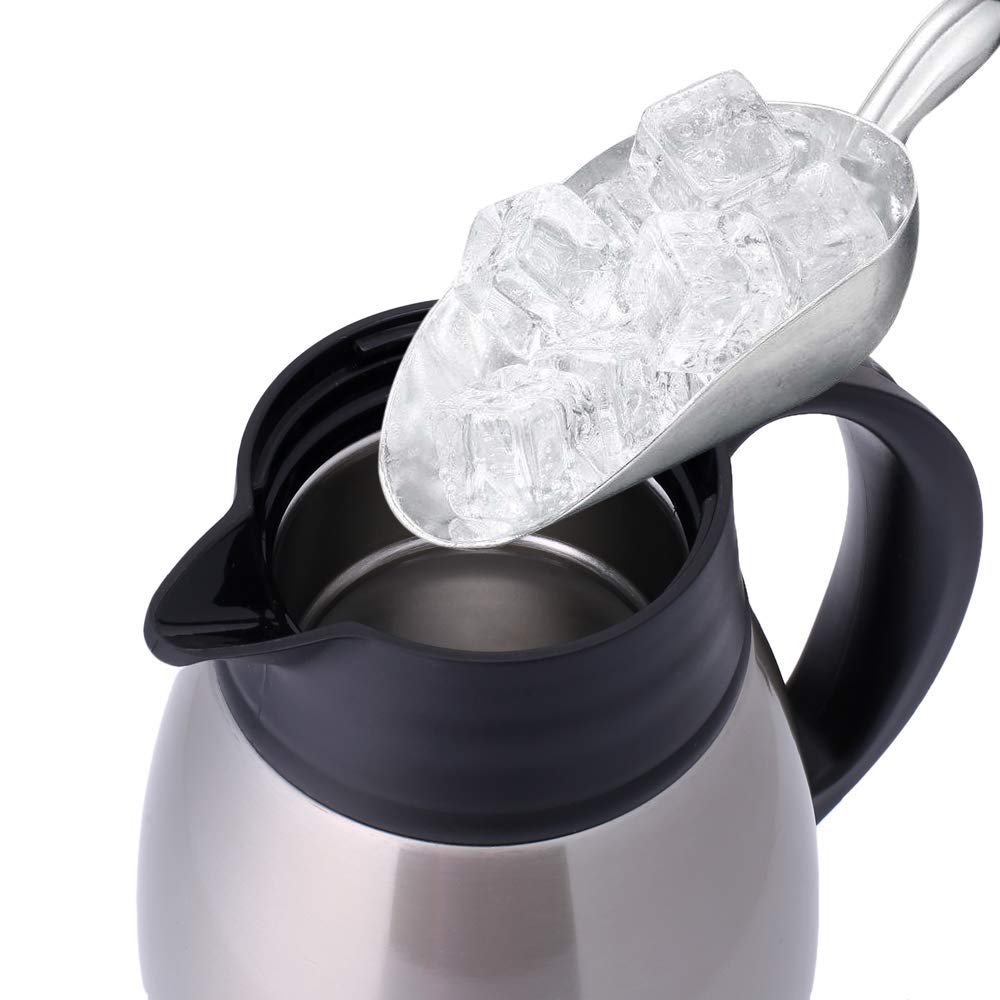 GiNT leak-proof lid close-up shows airtight construction and secure placement.