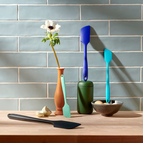 GIR pro-grade spatula suitable for home cooks and professional chefs.
