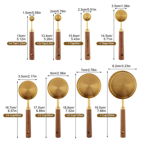 Giyochie elegant gold and wood set looks gift-ready.