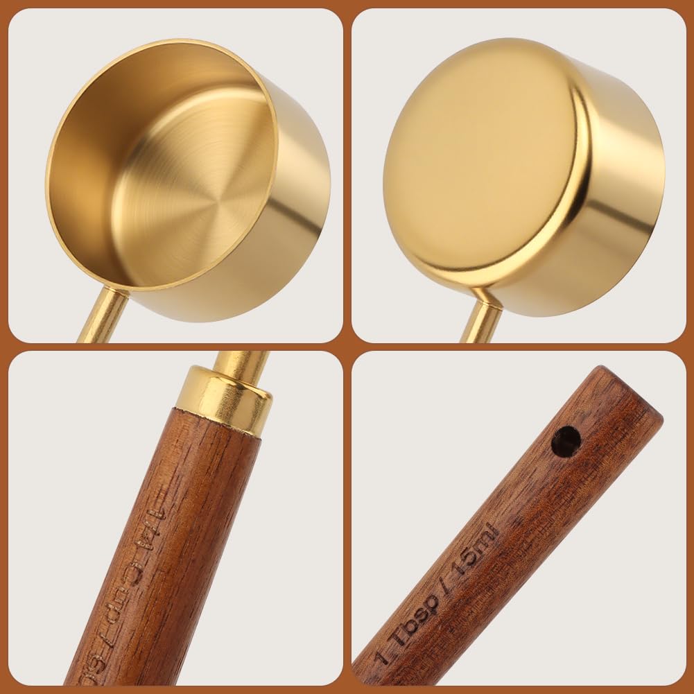 Giyochie sandalwood handles provide a secure, comfortable grip.