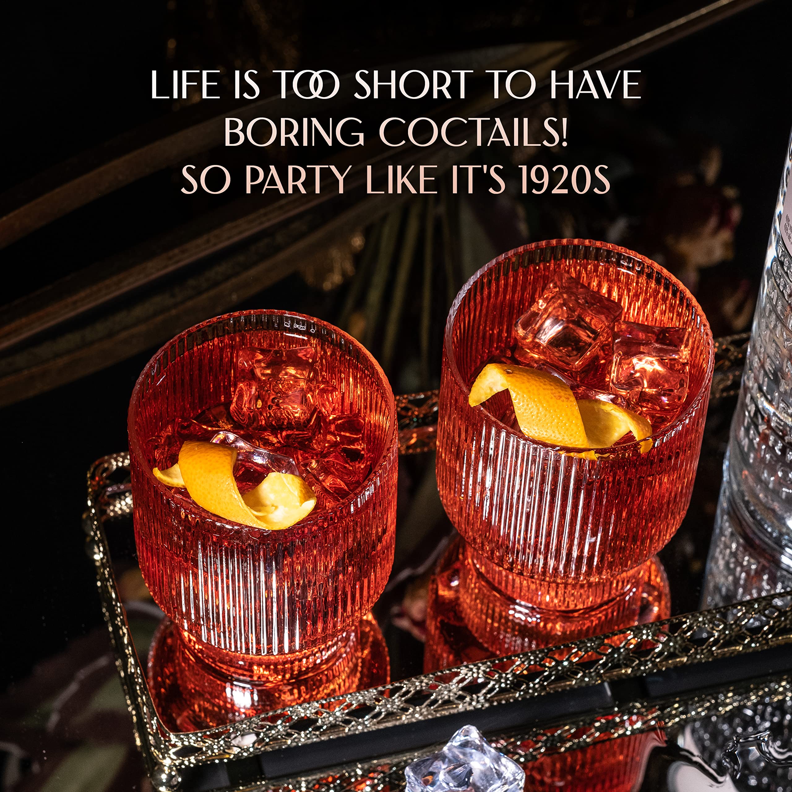 GLASSIQUE CADEAU gift-boxed set brings Gatsby-era charm to home bars and gatherings