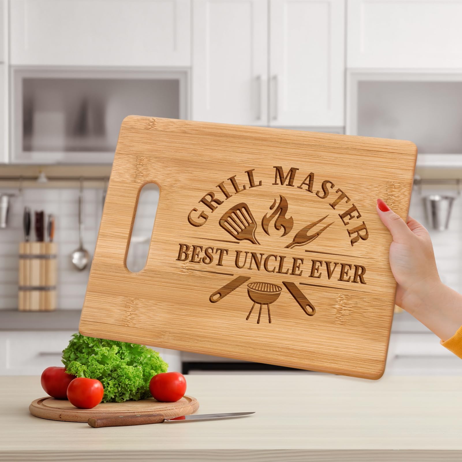 Gift-ready Gleevera packaging for the Best Uncle Ever cutting board