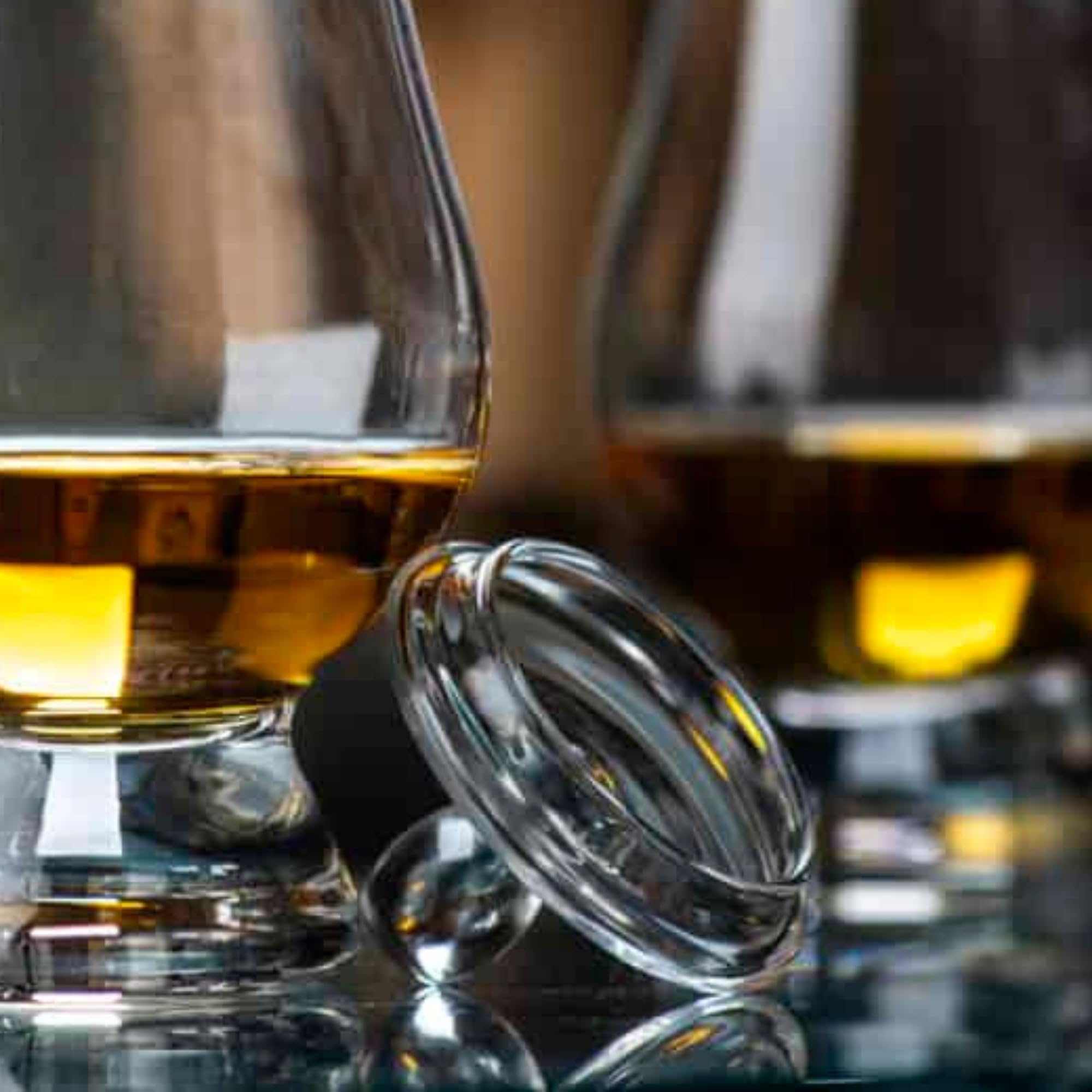 Glencairn Tasting Cap fits the standard Glencairn glass for aroma-focused nosing.