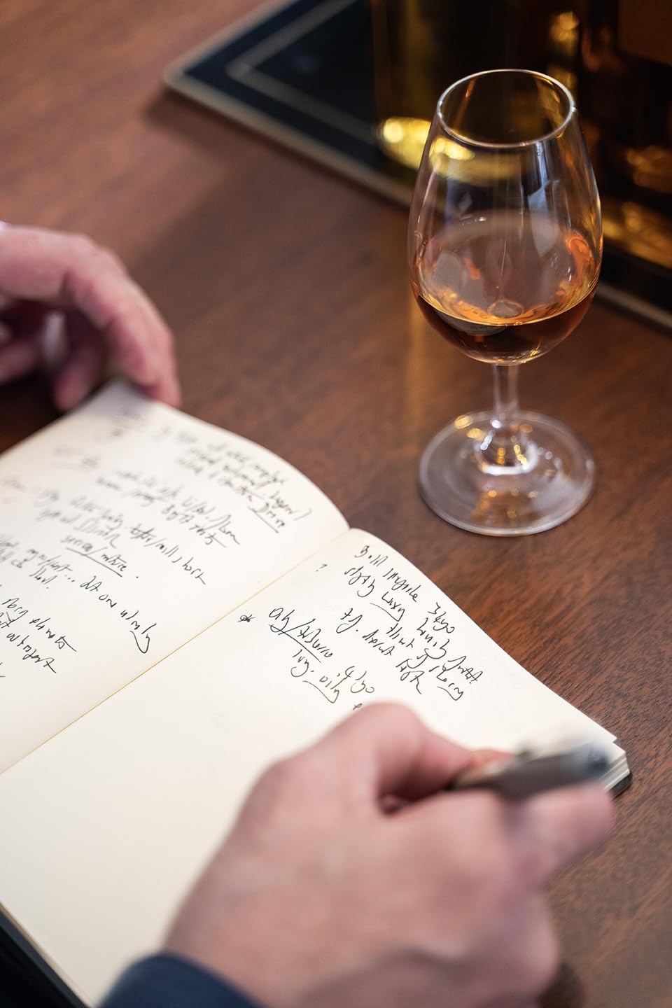Glencairn aroma concentration aids careful nosing sessions
